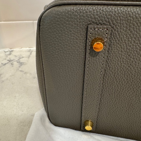 Mille Gabrielle 30cm Gray bag plus charm - Picture 11 of 16